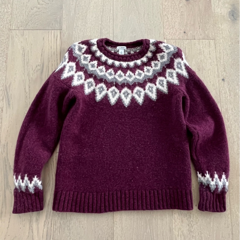 L.L. Bean Burgandy Fair Isle 100% Wool Sweater with Cream Design - Picture 2 of 5